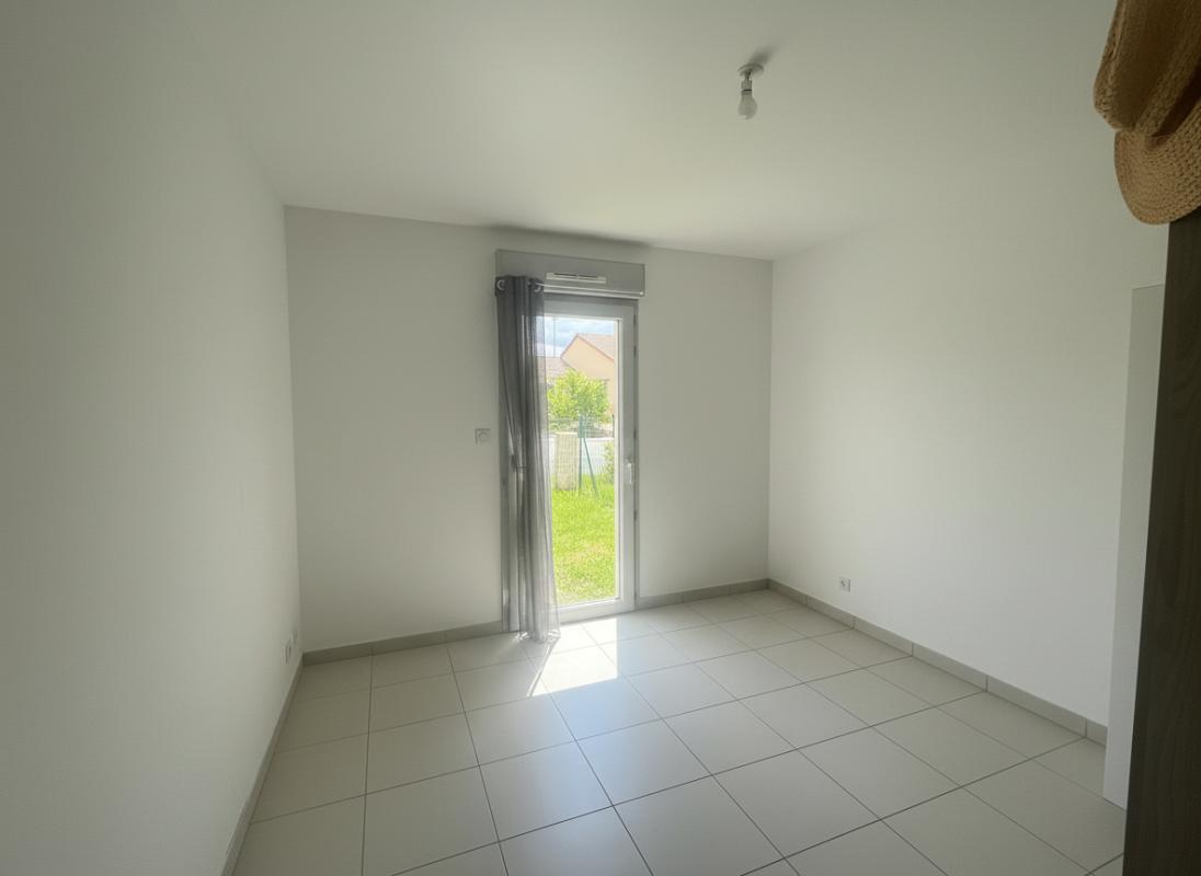 MIGNALOUX-BEAUVOIR Maison de 72 m2 à Mignaloux-Beauvoir , 2 chambres, jardin, garage 5