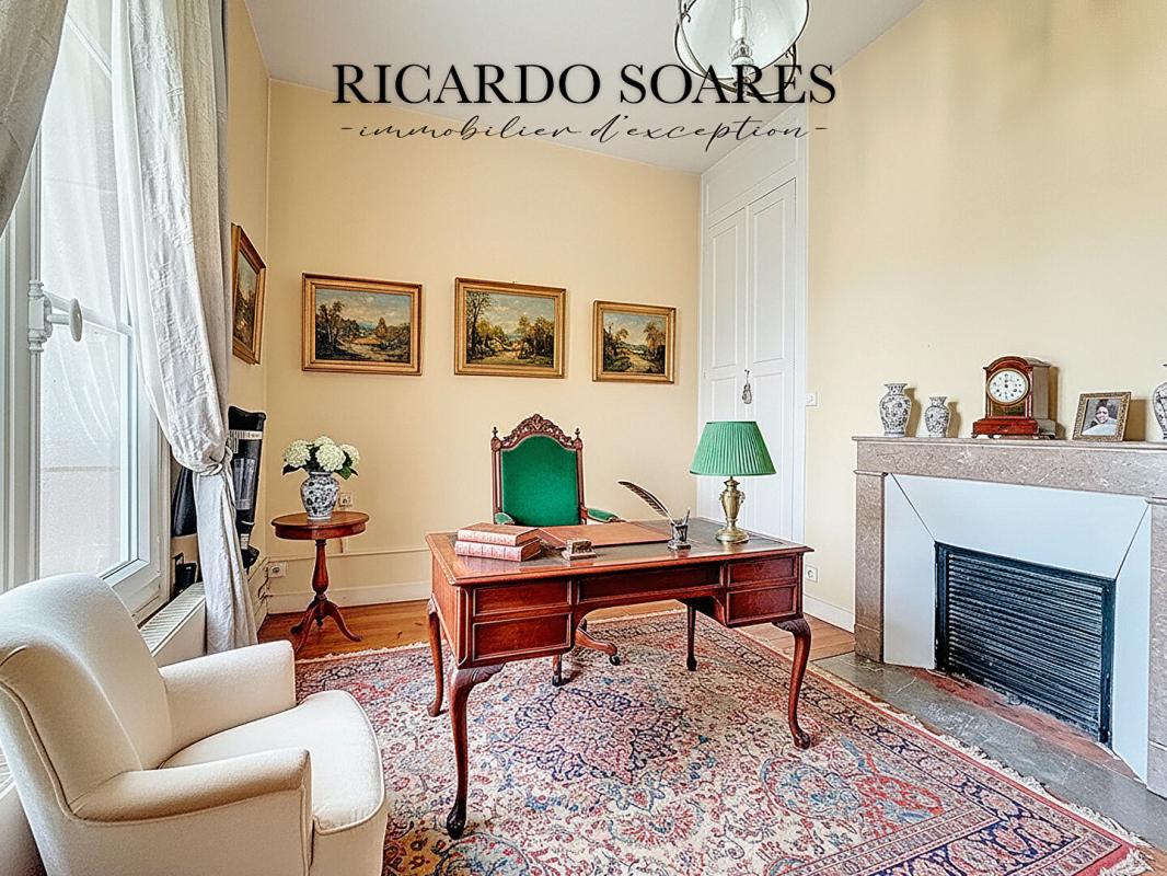 SACY-LE-GRAND 60700 SACY-LE-GRAND / ÉLÉGANTE MAISON DE MAITRE DU XIXe SIÈCLE / 278 m² / 11 PIÈCES / TERRAIN 3700 m² 10