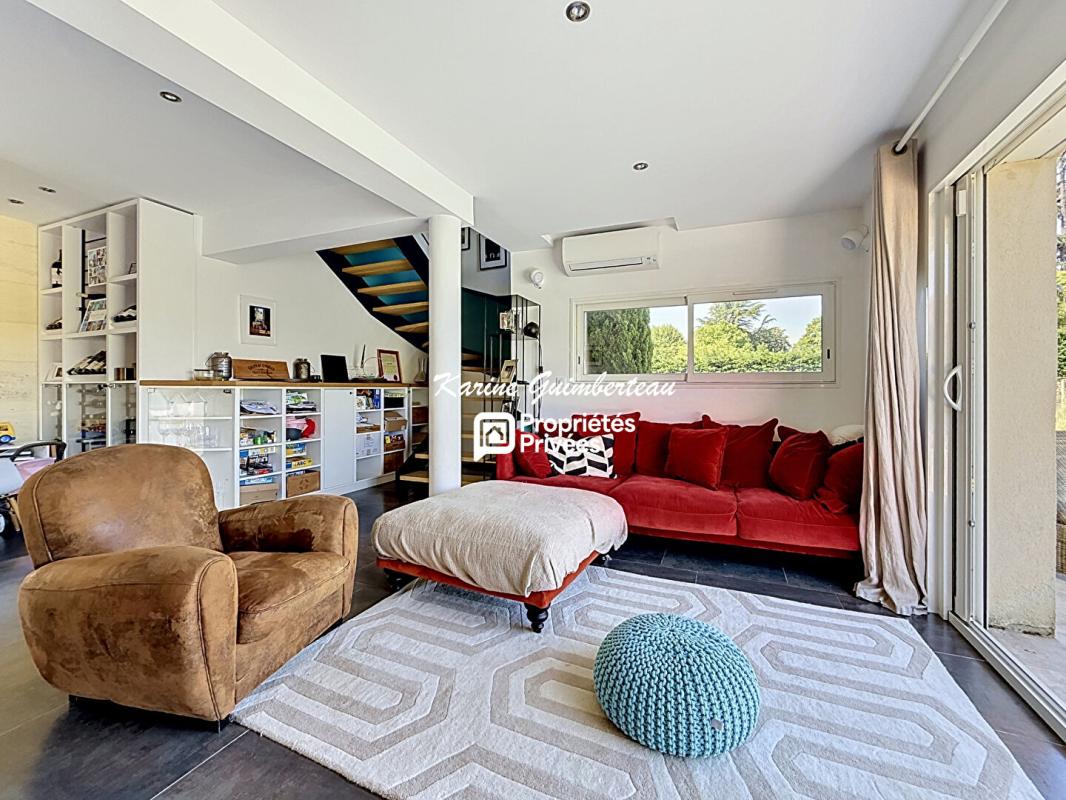 FRONSAC Fronsac : Maison familiale avec piscine et vue 16