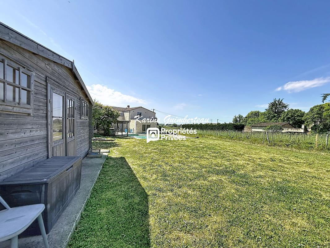 FRONSAC Fronsac : Maison familiale avec piscine et vue 5