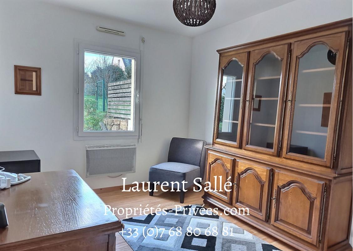 BILLIERS Maison de plain-pied : 97 m 11