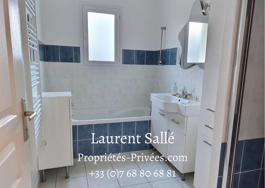 BILLIERS Maison de plain-pied : 97 m 12