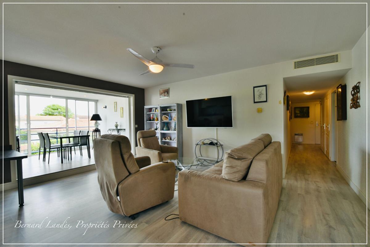 DAX Appartement  3 pièce(s) 96,73 m2 soir 3050  le m2 7