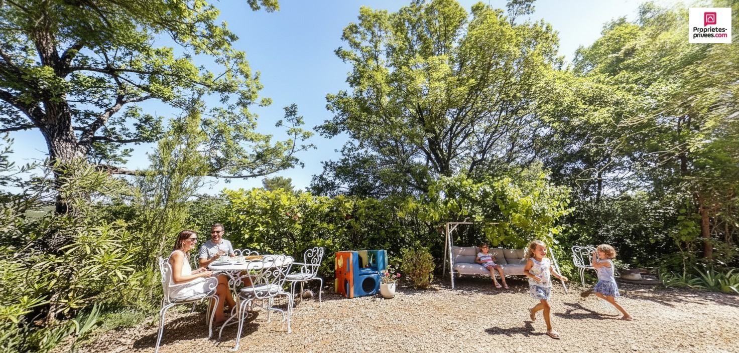 ESPARRON-DE-VERDON Propriété 196 m² avec accès lac d'Esparron de Verdon 17