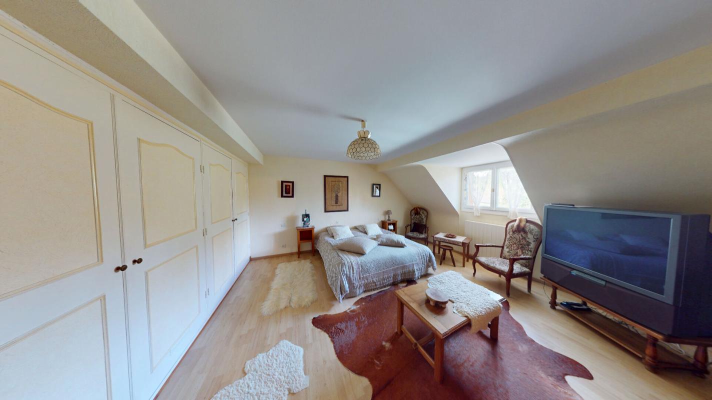 MOSNES Maison Mosnes 7 pièce(s) 170 m2 11