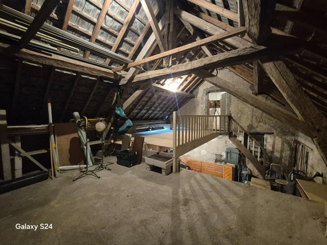 MOSNES Maison Mosnes 7 pièce(s) 170 m2 17