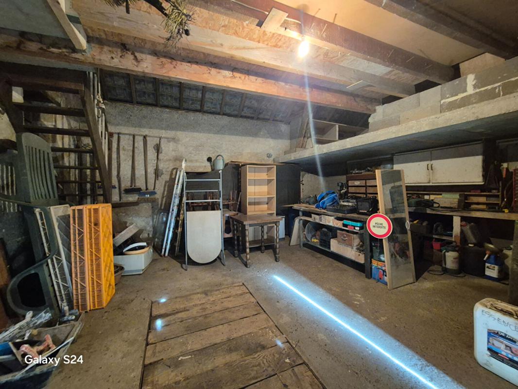 MOSNES Maison Mosnes 7 pièce(s) 170 m2 18