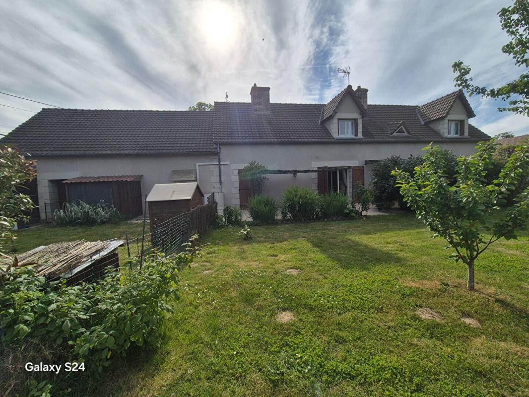 MOSNES Maison Mosnes 7 pièce(s) 170 m2 2