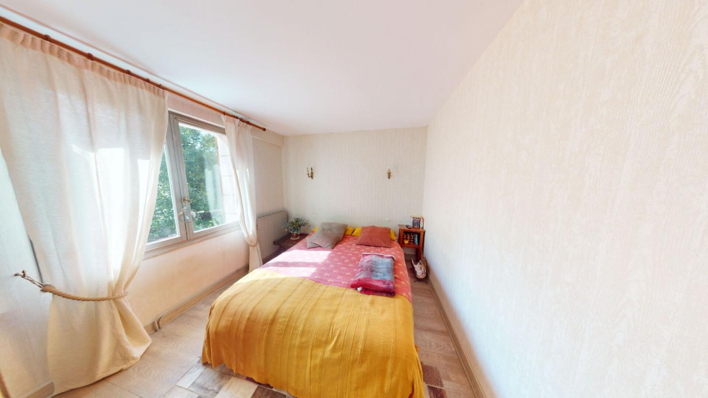 MOSNES Maison Mosnes 7 pièce(s) 170 m2 9