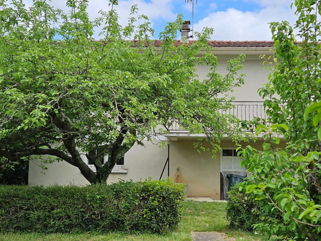 LE PASSAGE Maison Le Passage 6 pièce(s) 126 m2 8