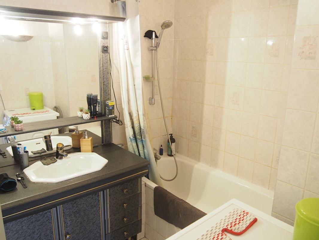 DIJON T3 Dijon rue du Tire-Pesseau 72 m2 5