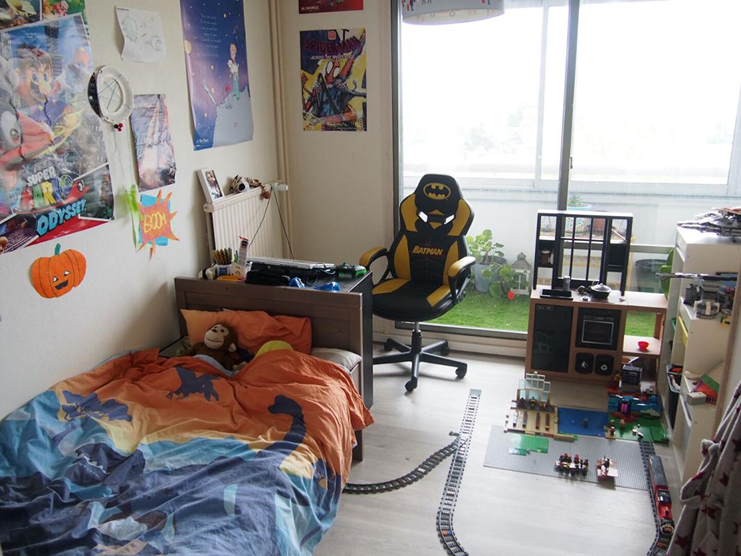 DIJON T3 Dijon rue du Tire-Pesseau 72 m2 6