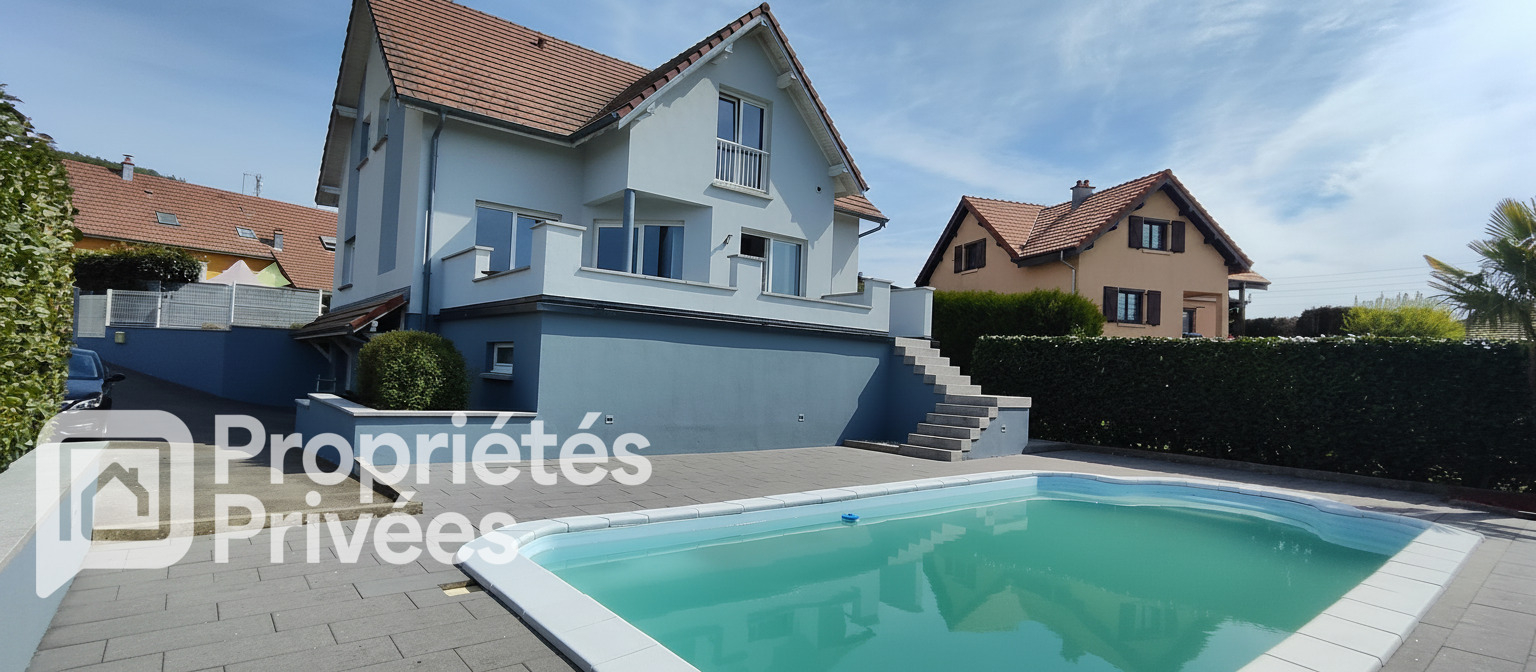 ROUGEMONT-LE-CHATEAU Maison moderne avec pisicine 1