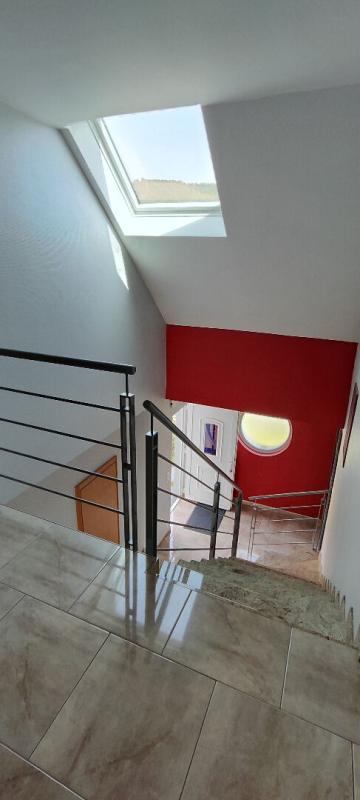 ROUGEMONT-LE-CHATEAU Maison moderne avec pisicine 18