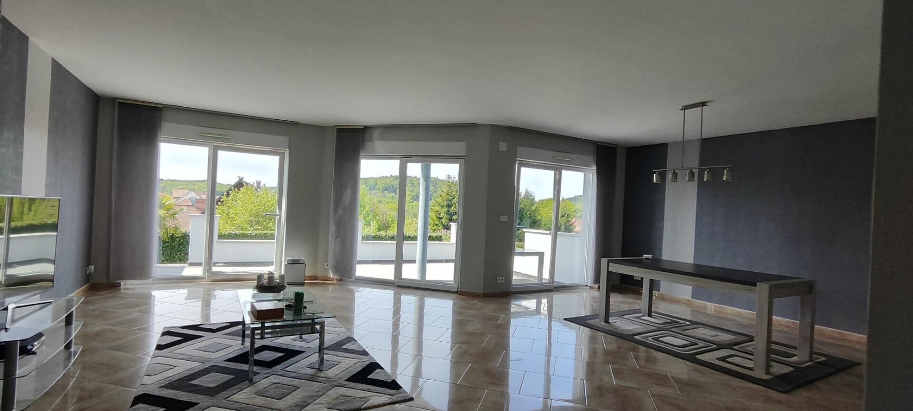 ROUGEMONT-LE-CHATEAU Maison moderne avec pisicine 3