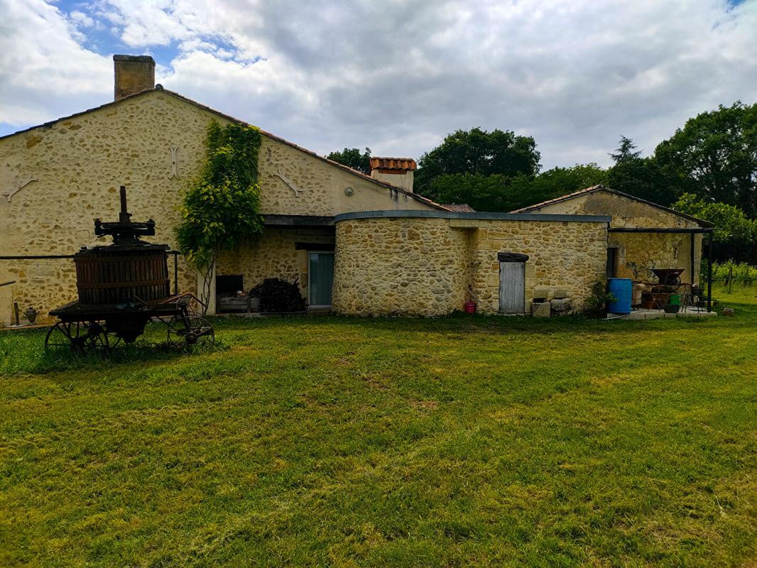 MONTUSSAN Demeure Montussan 12 pièce(s) 300 m2 4