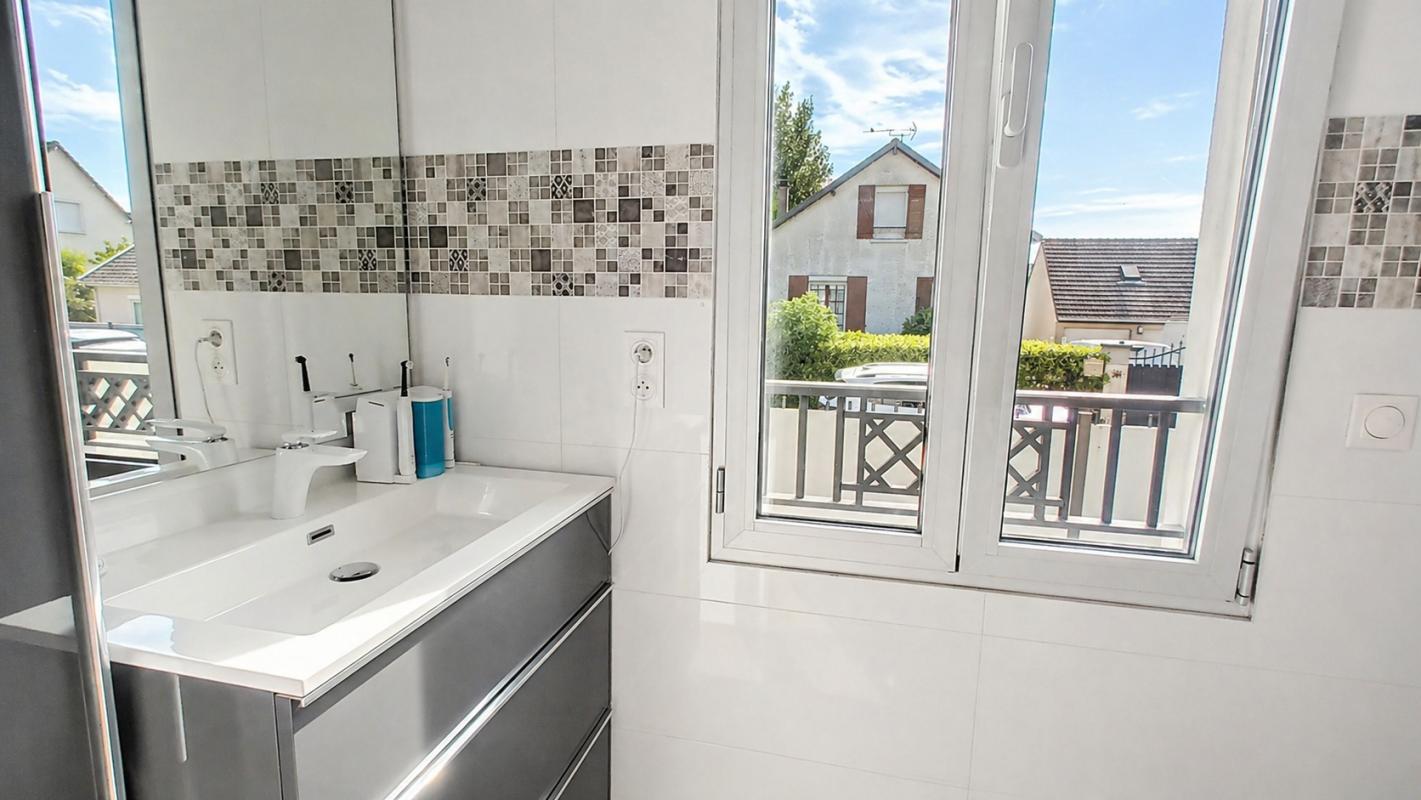 GOUVIEUX Maison  5 pièce(s) 88 m2 12