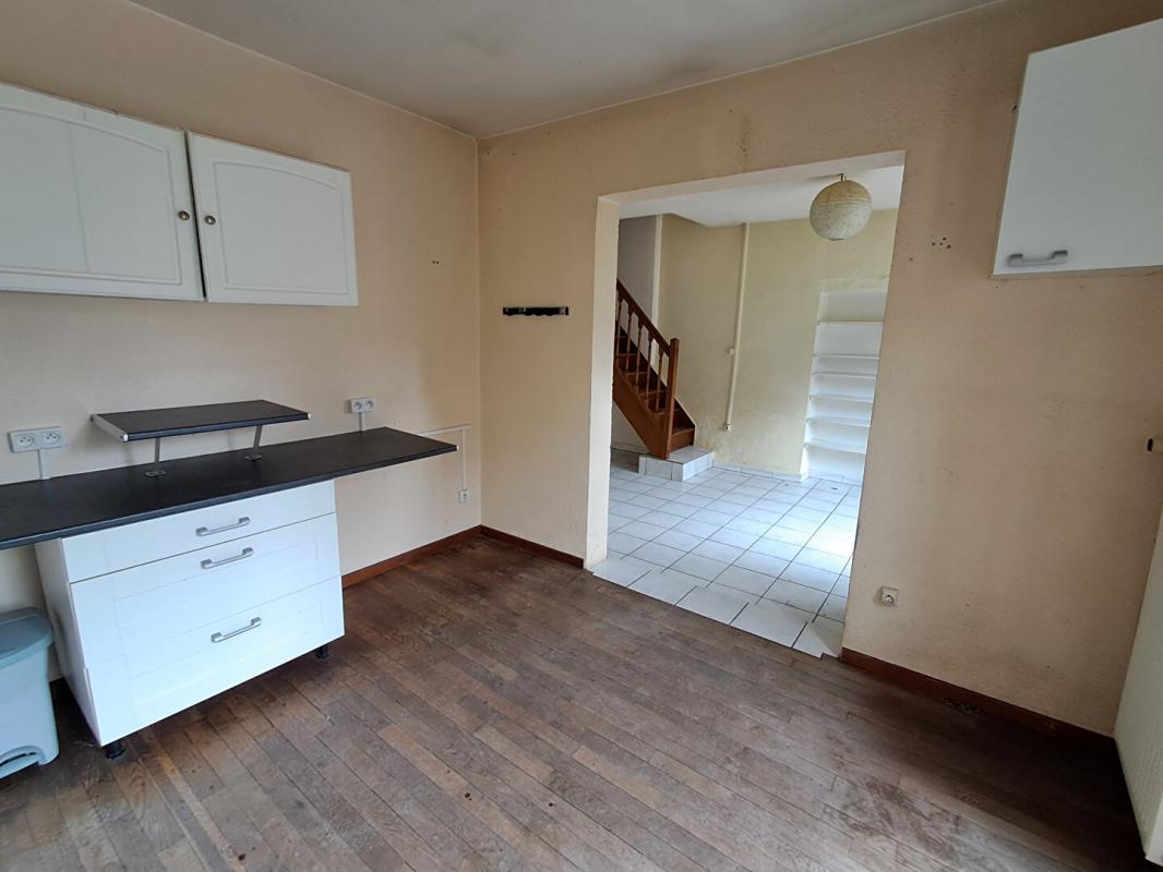 SCEY-SUR-SAONE-ET-SAINT-ALBIN Maison à Scey sur Saone (70360)  4 pièces 68 m2 à 55500 euros 4