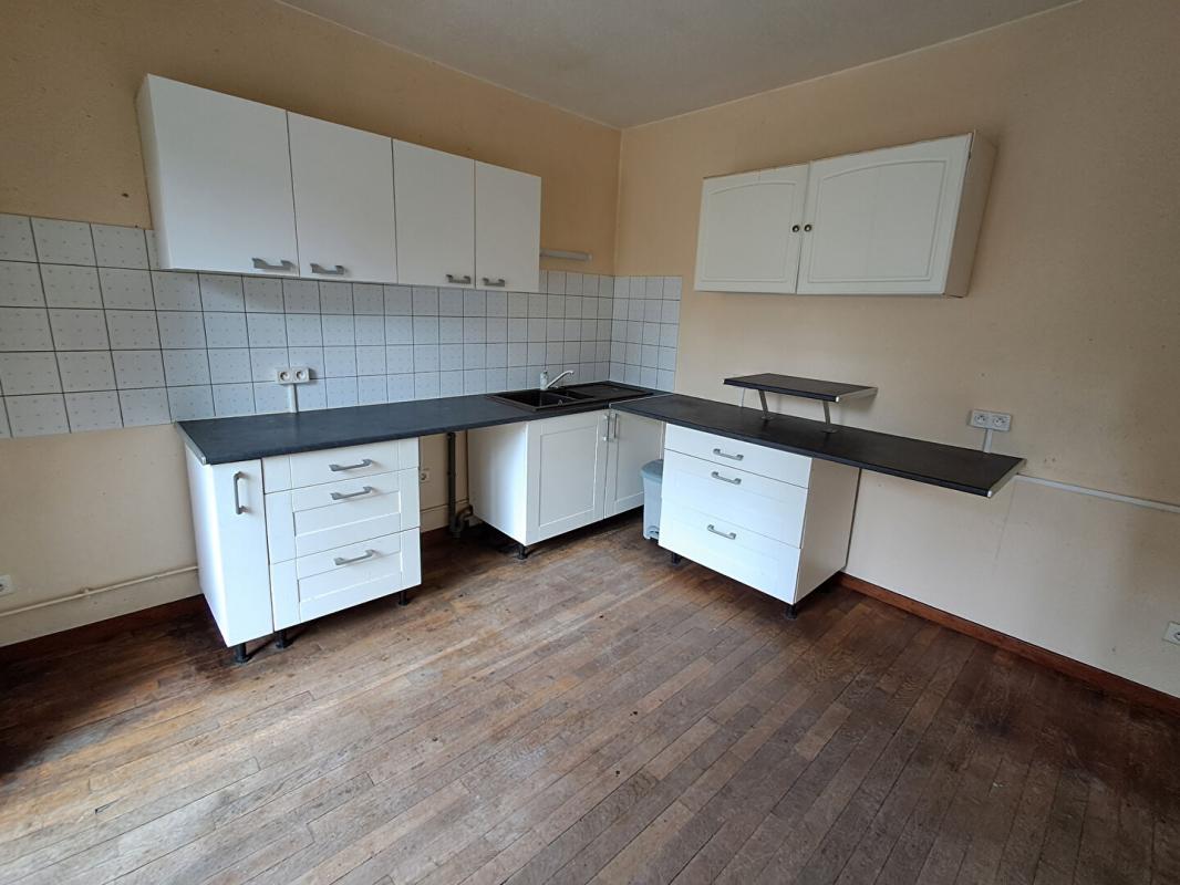 SCEY-SUR-SAONE-ET-SAINT-ALBIN Maison à Scey sur Saone (70360)  4 pièces 68 m2 à 55500 euros 8