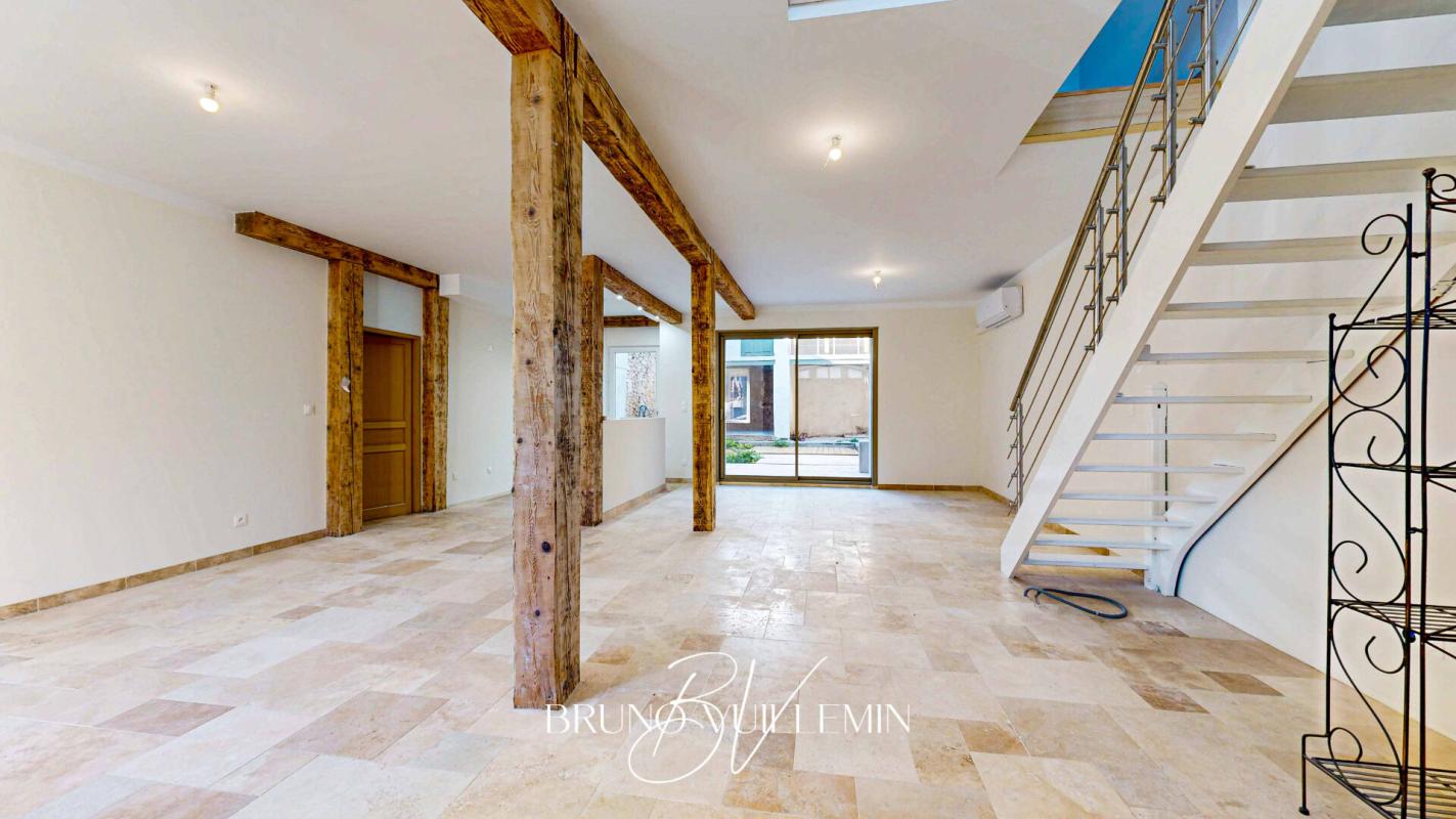 CARCASSONNE MAISON DE VILLE R+1 avec GARAGE, DEPENDANCES et EXTERIEUR 10