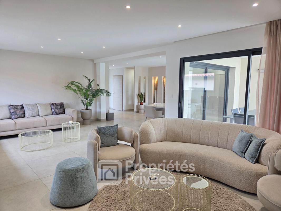 MONTELIMAR Maison Montélimar 5 pièces 143 m2 10
