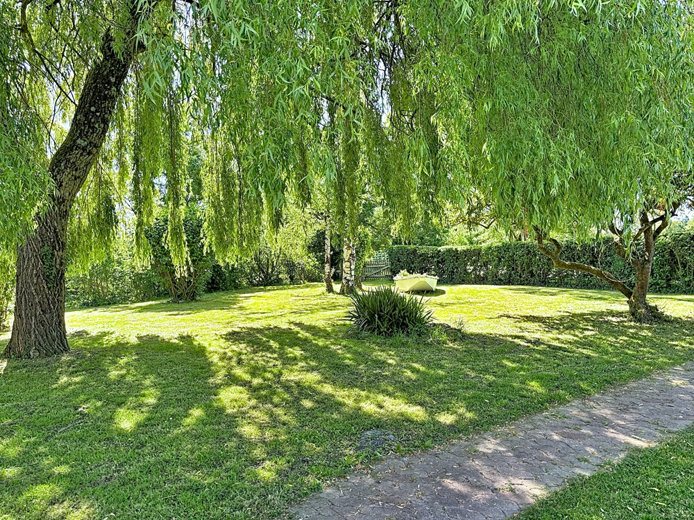 ARCAIS Petite maison meublée en bord de Sèvre - Charme bucolique & ponton privatif 14