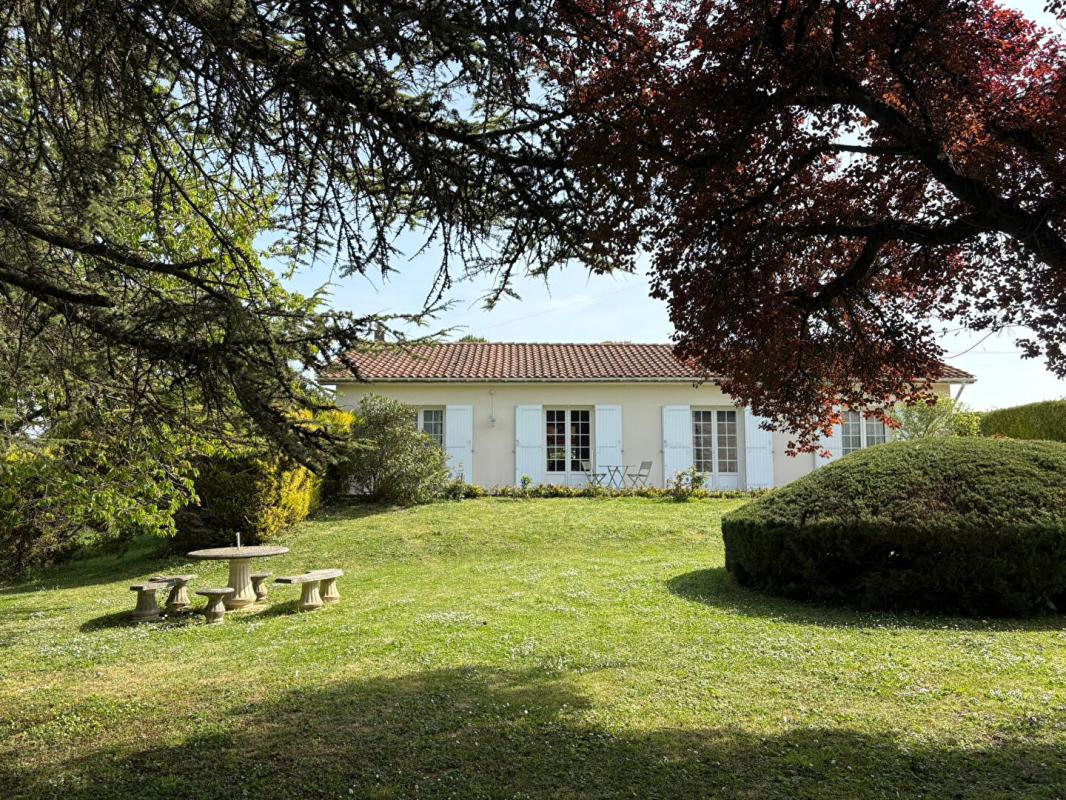 SAINT-FORT-SUR-LE-NE Maison  plain -pied Saint Fort Sur Le Ne 130m² AVEC PISCINE GARAGE 2