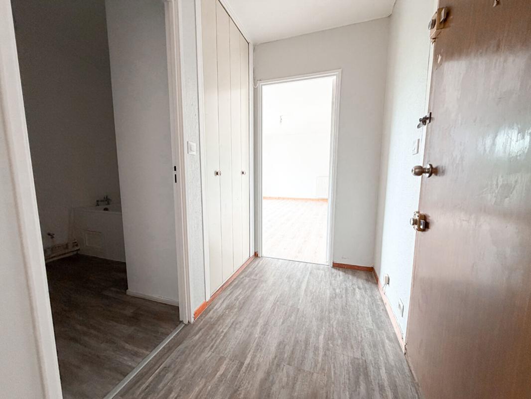 NANTES APPARTEMENT TYPE 2 NANTES BELLEVUE 9