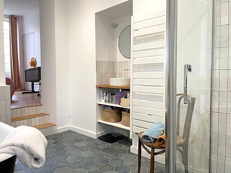 LA RONDE Maison de charme rénovée 162 m2, 4 chambres, grand jardin 12