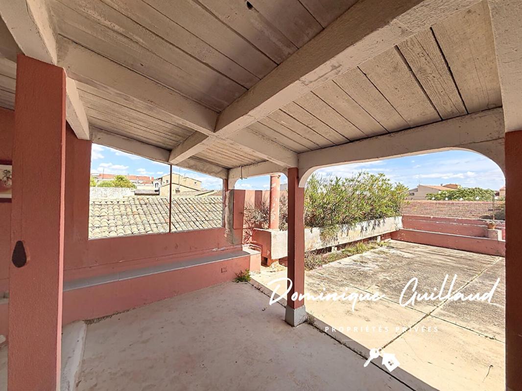 NIMES Nîmes Arènes -Duplex 5 piècès 173 m2 avec terrasse et loggia de 50m2 5
