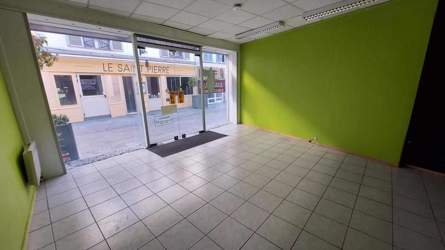 DREUX DREUX 28-CENTRE VILLE - Local commercial de 42 m² 7