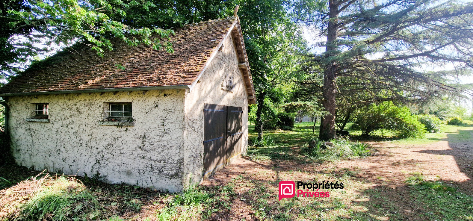 BAUDRES Baudres - longère de plain-pied 180 m² - 6 pièces/4 chambres - ascenseur - jardin arboré 15