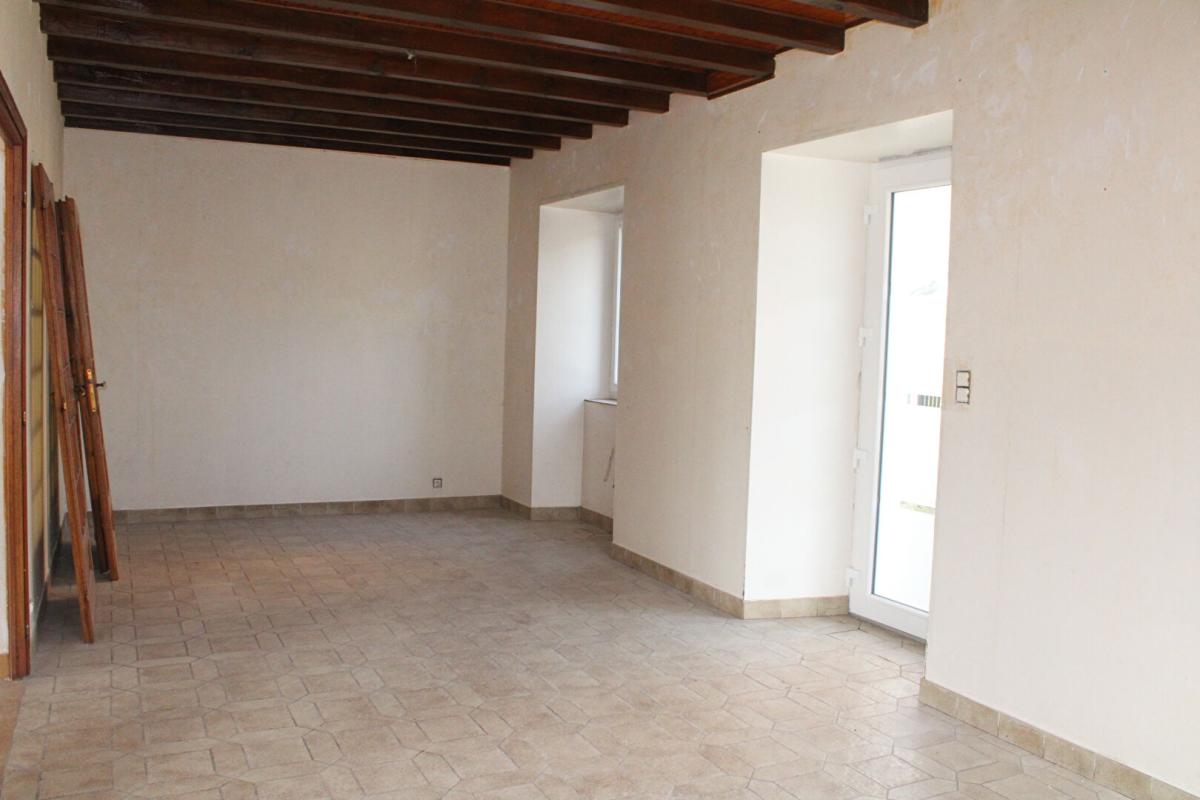 LANDOS Maison Landos 6 pièce(s) 103 m2 garage, cour et atelier 5