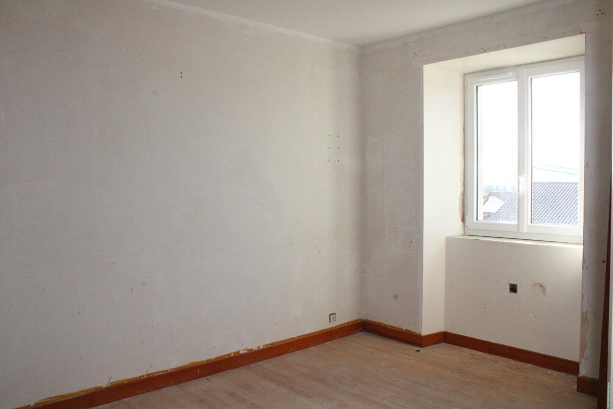 LANDOS Maison Landos 6 pièce(s) 103 m2 garage, cour et atelier 8