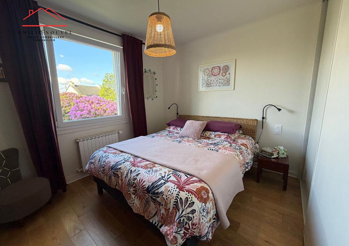 PLEUBIAN Maison néo-bretonne 126 m² avec sous-sol total 12