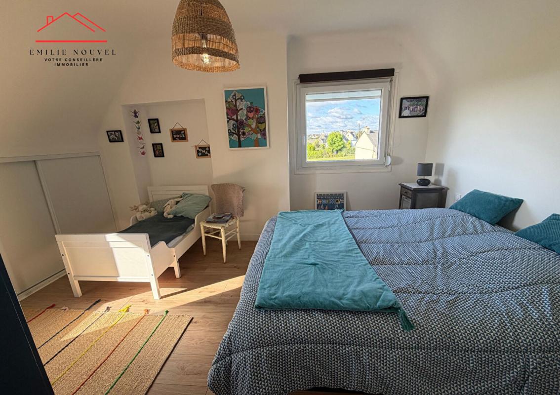 PLEUBIAN Maison néo-bretonne 126 m² avec sous-sol total 14