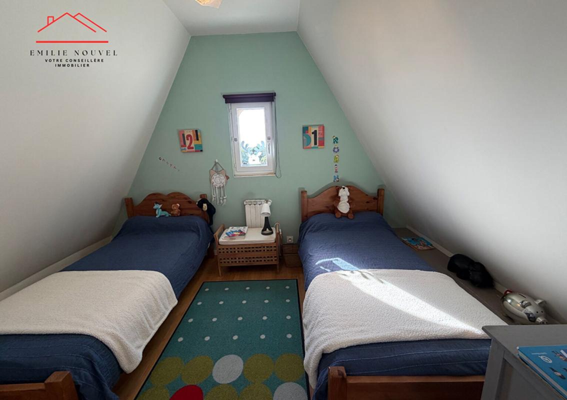 PLEUBIAN Maison néo-bretonne 126 m² avec sous-sol total 15