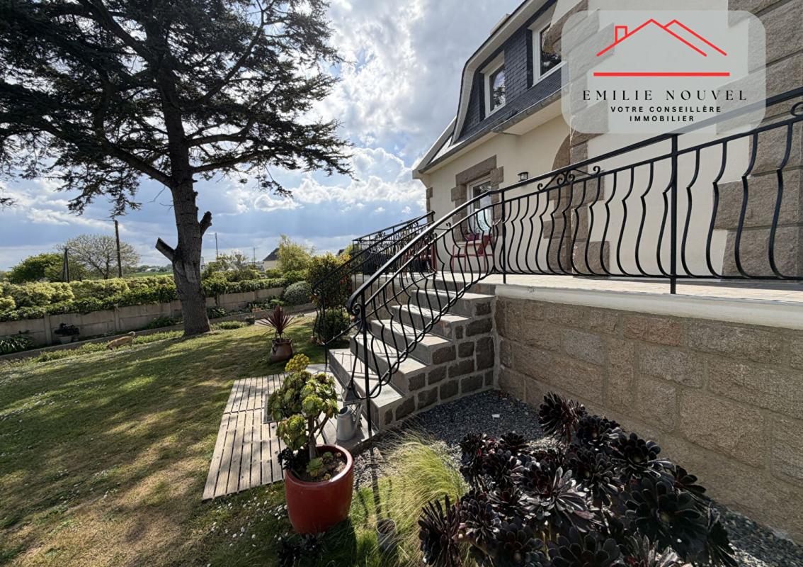 PLEUBIAN Maison néo-bretonne 126 m² avec sous-sol total 7