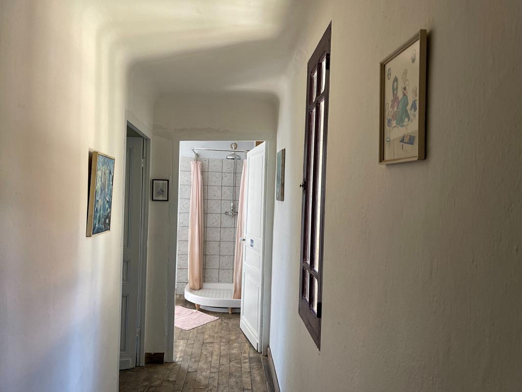 SAINT-LAURENT-LA-VALLEE Maison authentique du XVIIIe siècle avec trois grandes granges, belle vue et terrain de 1,4 hectare 12