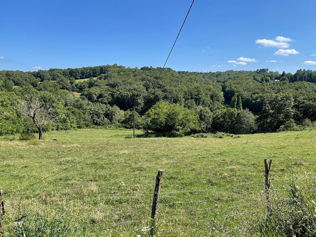 SAINT-LAURENT-LA-VALLEE Maison authentique du XVIIIe siècle avec trois grandes granges, belle vue et terrain de 1,4 hectare 18