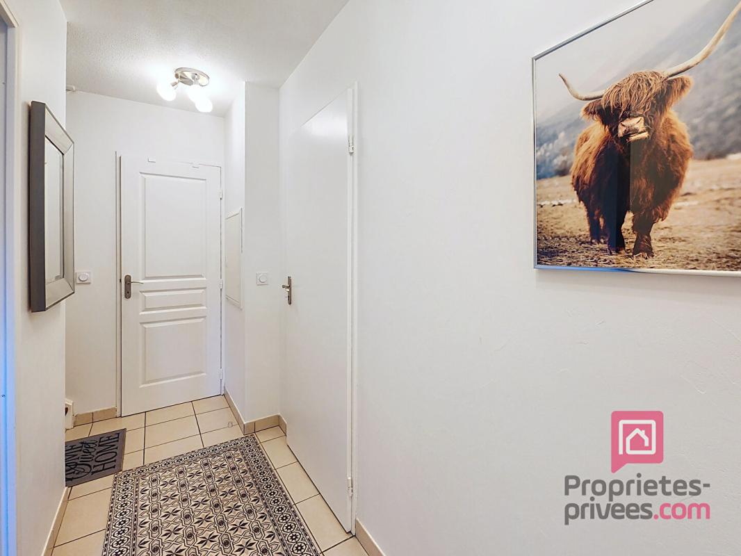 ROQUEBRUNE-SUR-ARGENS Maison Roquebrune Sur Argens- 6 pièces- Jardin-GARAGE 13