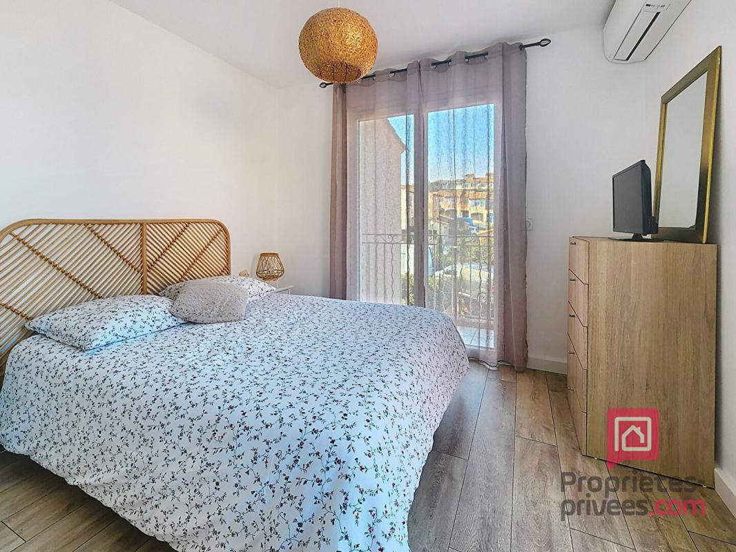 ROQUEBRUNE-SUR-ARGENS Maison Roquebrune Sur Argens- 6 pièces- Jardin-GARAGE 6