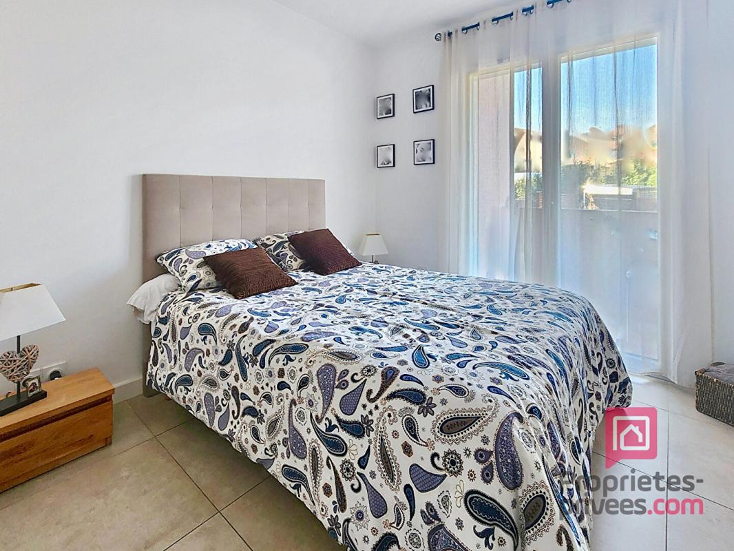 ROQUEBRUNE-SUR-ARGENS Maison Roquebrune Sur Argens- 6 pièces- Jardin-GARAGE 8