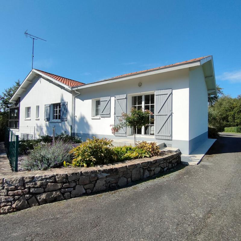 MORTAGNE-SUR-SEVRE Maison avec chambres d'hôtes Mortagne sur Sevre 8 pièces 177 m2 13