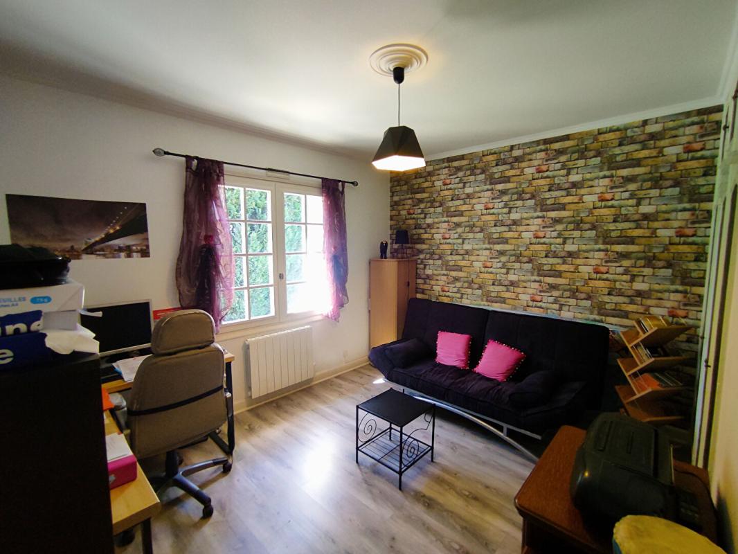 LA ROCHE-POSAY Maison  6 pièce(s) 160 m2 13