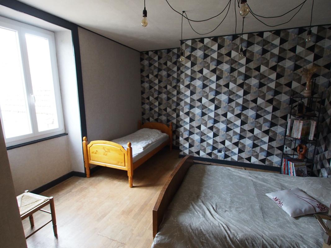 GRAY Maison 230 m2 avec DPE C 8