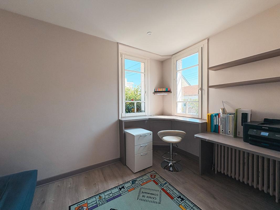 NANTES Maison 4 chambres, 2 garages - Quartier Longchamp Nantes 10