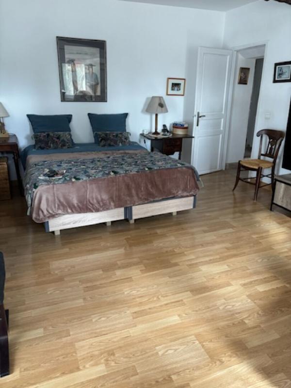 LE CANNET-DES-MAURES Le Cannet des Maures BASTIDE XVIII ° siècle 550 m2 Viager occupé 2 têtes 10