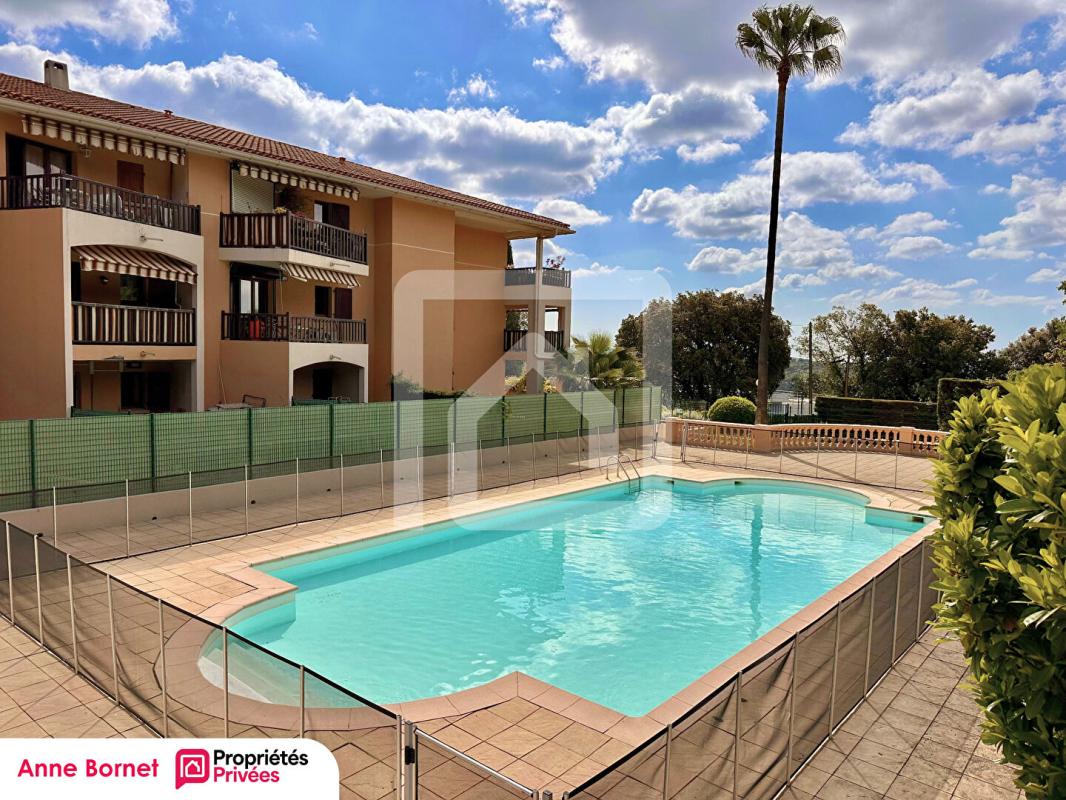 GRASSE Appartement 3 pièces 41 m2, terrasse, garage, parking privatif, piscine 1