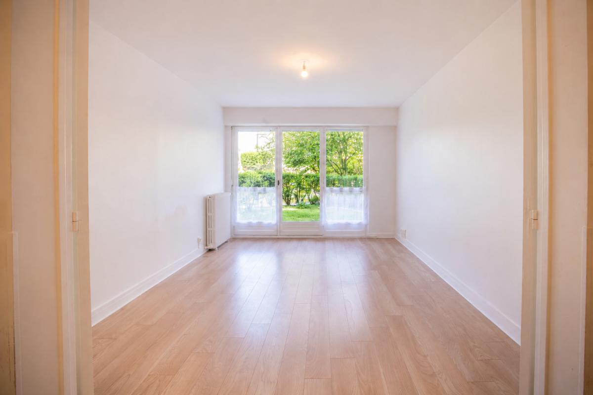 NANTERRE Nanterre-Ville ? Appartement avec jardin, terrasse et potentiel T4 4